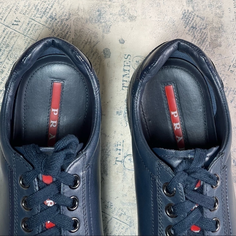 PRADA Navy Blue Calfskin Leather Low Top Sneakers Size 8 Made in Italy - Picture 10 of 13